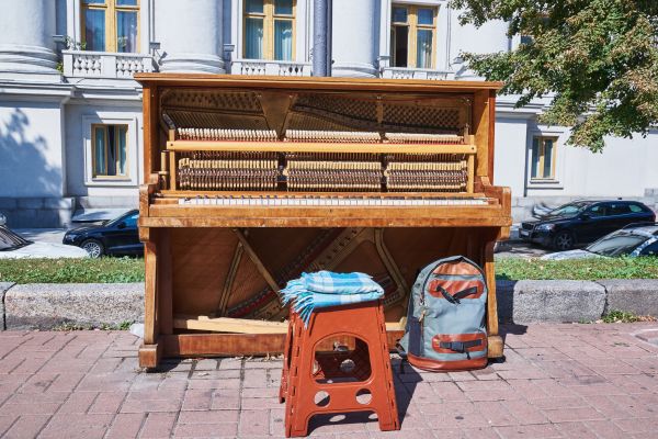 Piano Removal Service in Sun Prairie